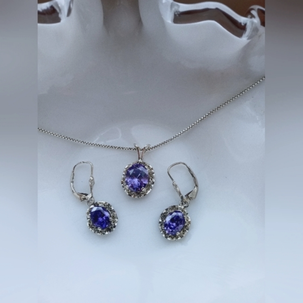 Sterling silver 925 Purple Crystal Necklace and earrings. Necklace 18" long